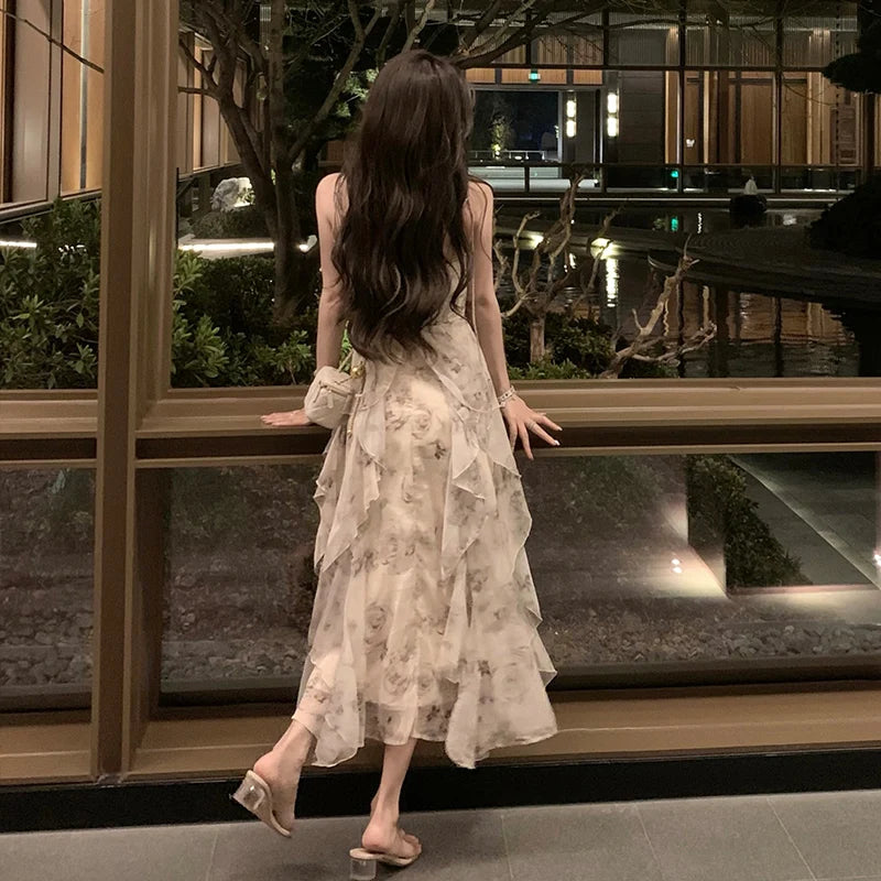 Retro Reverie: Women's Sling Sleeveless Chiffon Dress - A Flouncy Fusion of Vintage and Korean Casual Chic for Summer