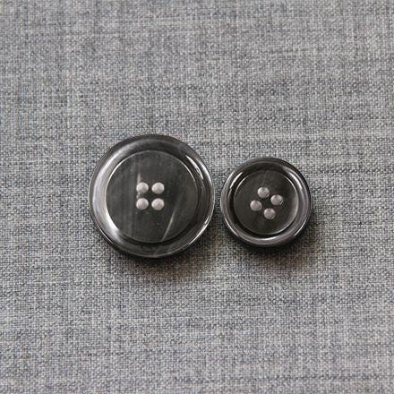 Mother of Pearl Button - MOTBUT0008