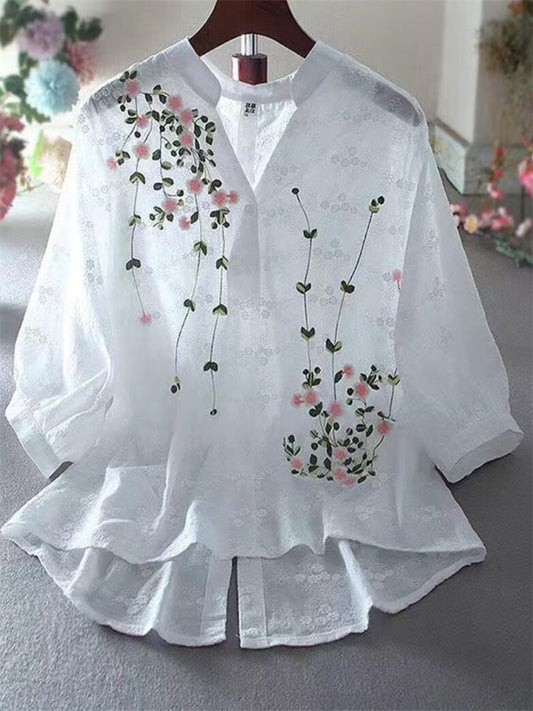 Women's Embroidery Flowers V-neck Half Sleeve Lace Thin Top Blouse (2 Colors)