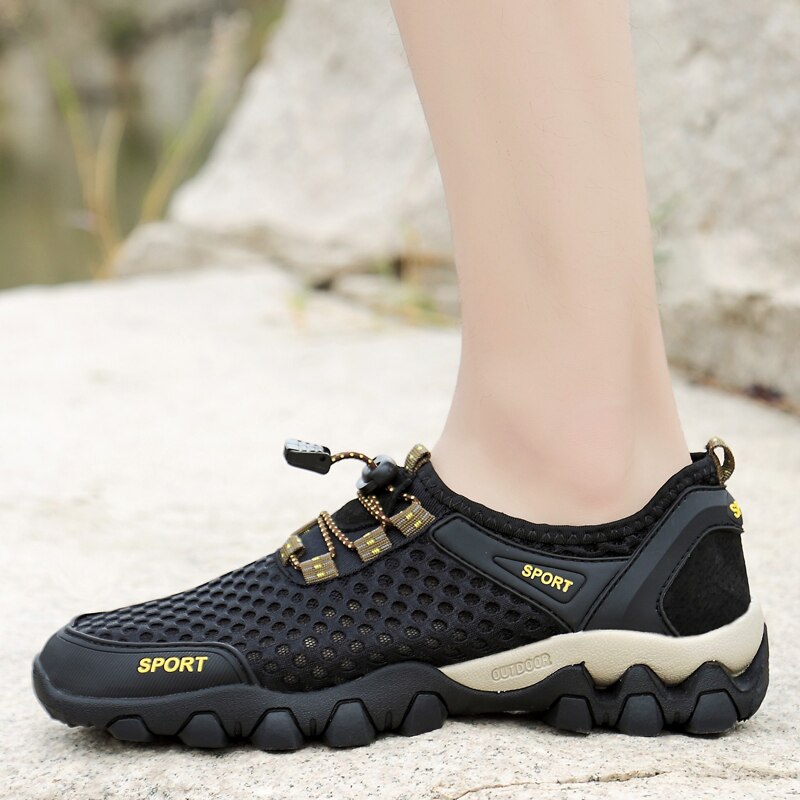 Men's Breathable Non-Slip Outdoor Hiking Mesh Casual Sneakers (4 Colors)