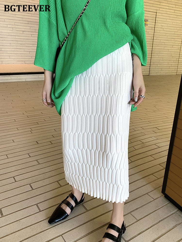 Women's Elegant High Waist Knitted Slim Fit Zipper Mid-Calf Skirt - One Size (4 Colors)