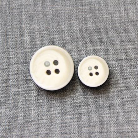 UREA Button  - UREBUT0087