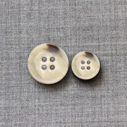 UREA Button  - UREBUT0088
