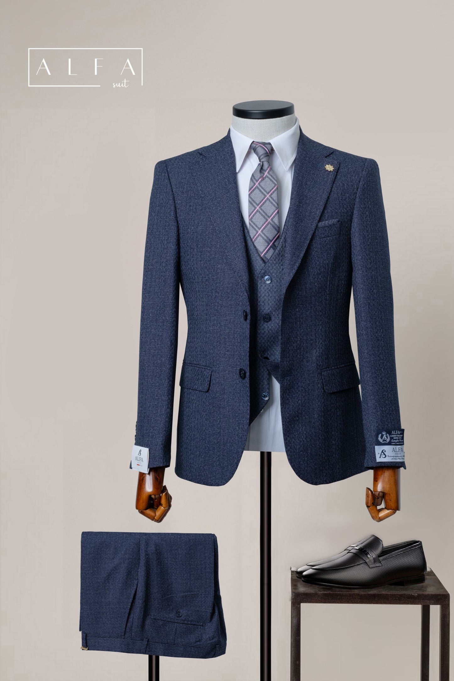 Turkish 3-Piece Suit Wholesale: Authentic 3-Piece Elegance for Discerning Retailers - 6 Suit Pack (Model: AA_Tur_4_193)