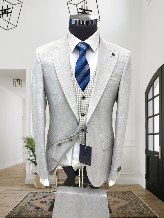 Turkish 3-Piece Suit Wholesale: Authentic 3-Piece Elegance for Discerning Retailers - 6 Suit Pack (Model: AA_Tur_4_200)