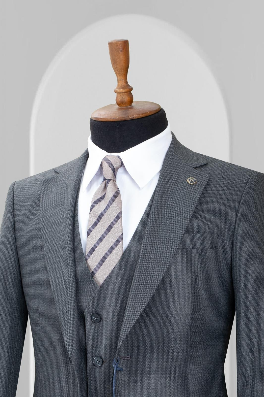 Turkish 3-Piece Suit Wholesale: Authentic 3-Piece Elegance for Discerning Retailers - 6 Suit Pack (Model: AA_Tur_4_215)