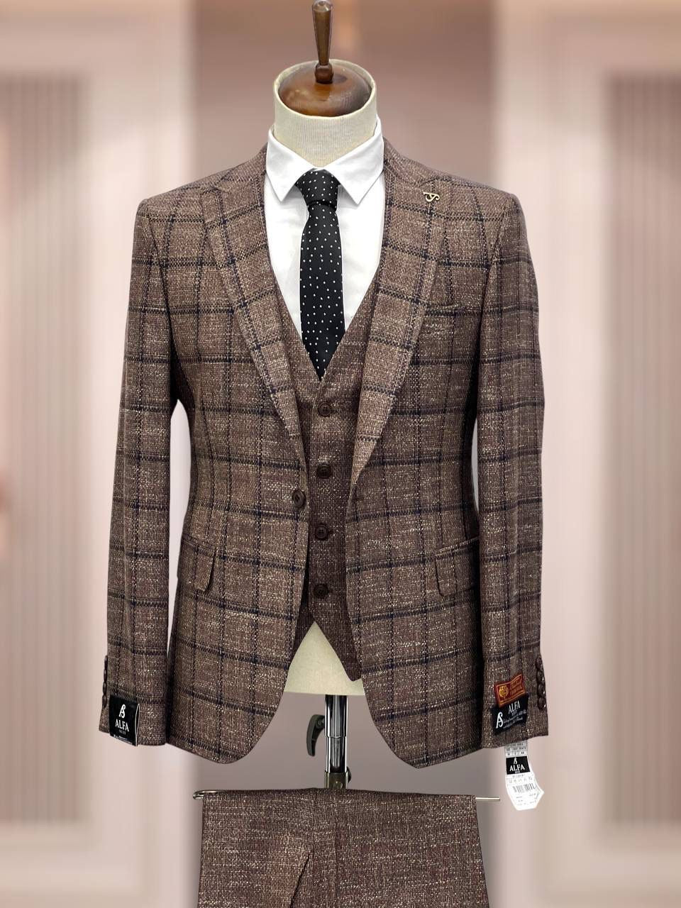 Turkish 3-Piece Suit Wholesale: Authentic 3-Piece Elegance for Discerning Retailers - 6 Suit Pack (Model: AA_Tur_4_26)