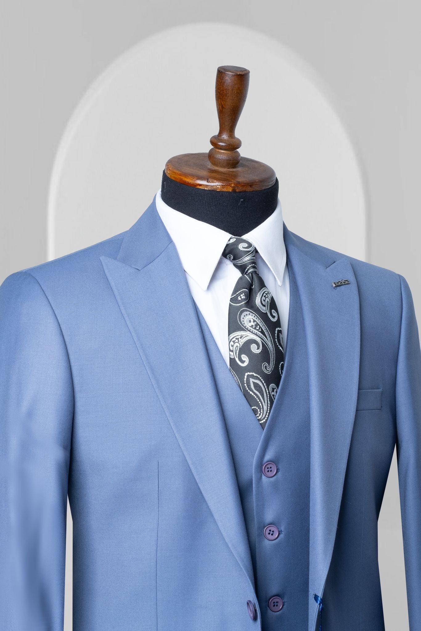 Turkish 3-Piece Suit Wholesale: Authentic 3-Piece Elegance for Discerning Retailers - 6 Suit Pack (Model: AA_Tur_4_285)