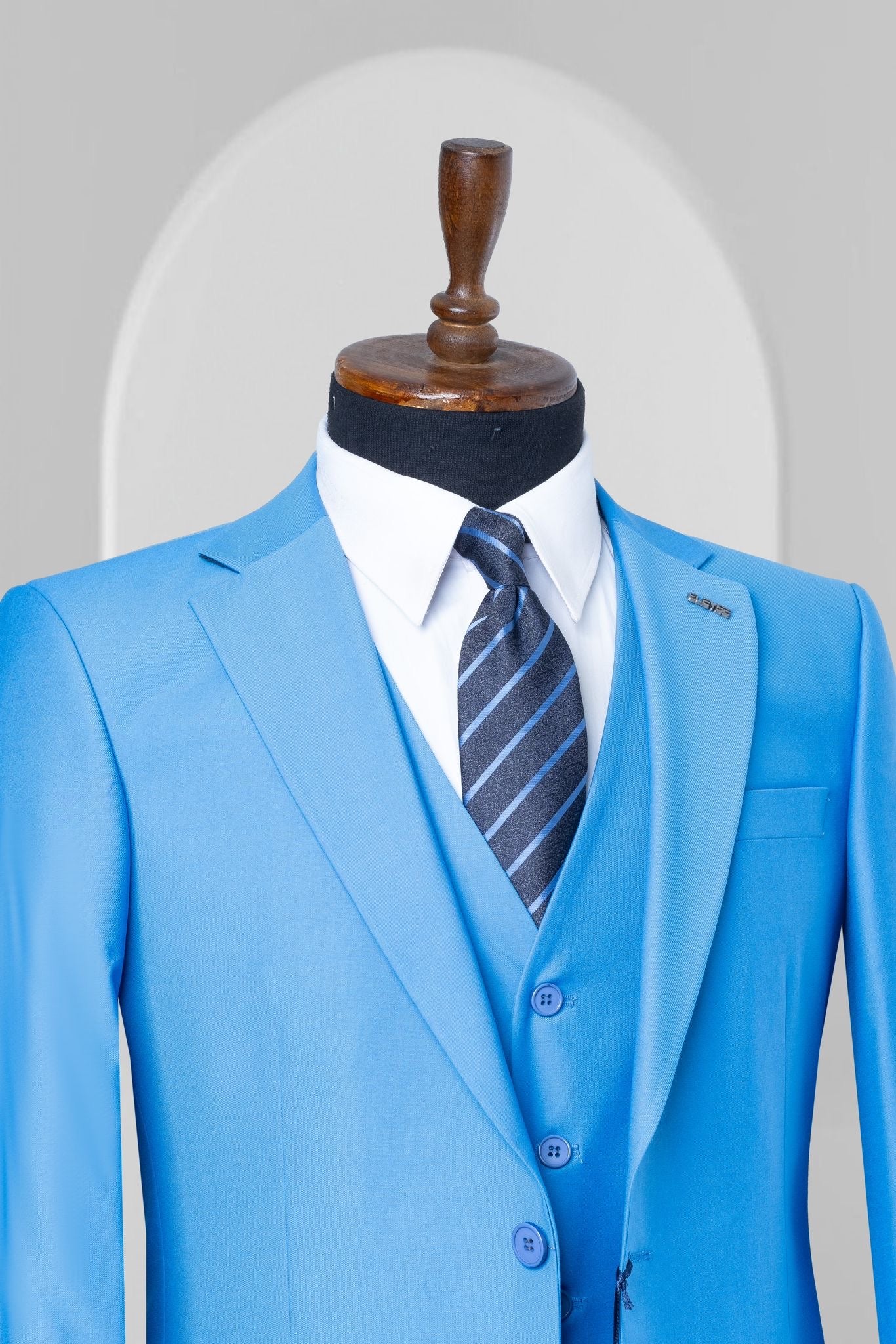 Turkish 3-Piece Suit Wholesale: Authentic 3-Piece Elegance for Discerning Retailers - 6 Suit Pack (Model: AA_Tur_4_289)