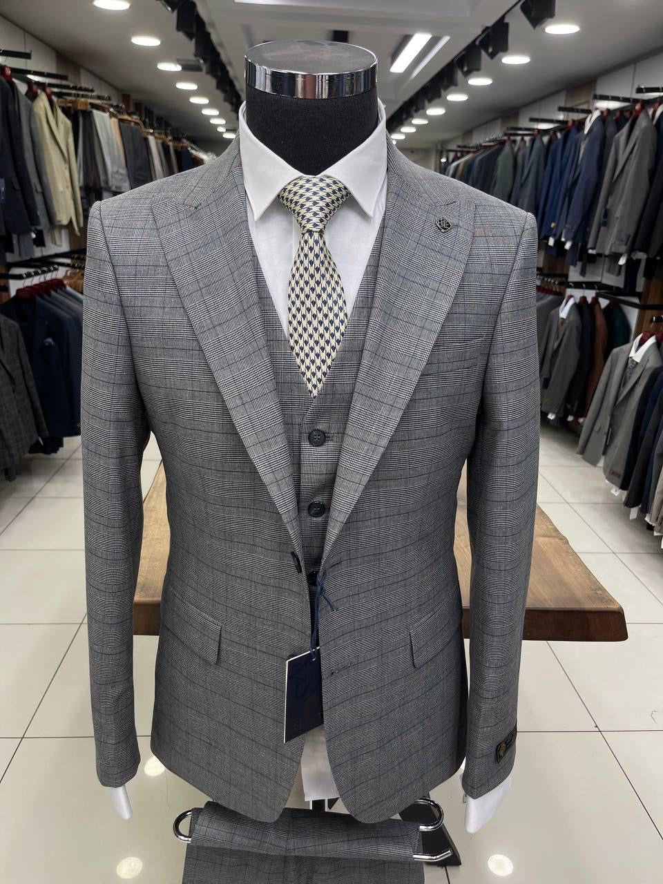 Turkish 3-Piece Suit Wholesale: Authentic 3-Piece Elegance for Discerning Retailers - 6 Suit Pack (Model: AA_Tur_4_301)