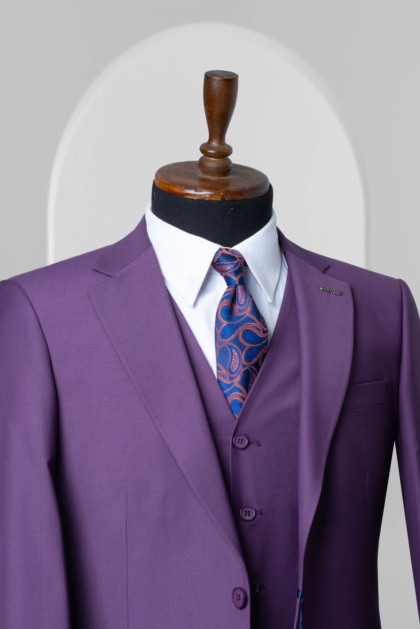 Turkish 3-Piece Suit Wholesale: Authentic 3-Piece Elegance for Discerning Retailers - 6 Suit Pack (Model: AA_Tur_4_340)