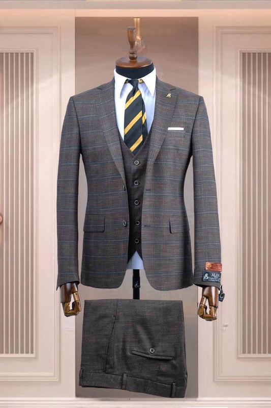 Turkish 3-Piece Suit Wholesale: Authentic 3-Piece Elegance for Discerning Retailers - 6 Suit Pack (Model: AA_Tur_4_5)