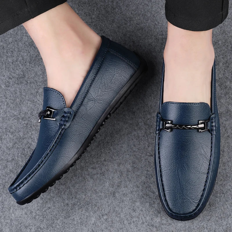 Genuine Leather Loafers Men Design Moccasin Fashion Slip On Soft Flat Casual Men Shoes Adult Male Footwear Handmade Boat Shoes with Fur Inside