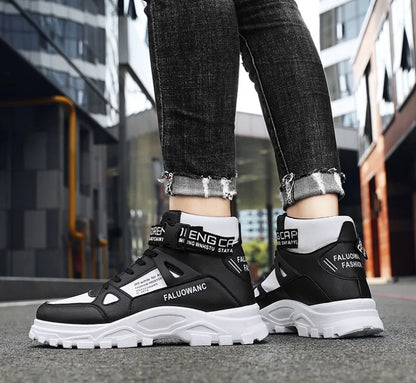 Trendy Men Ankle Boots Fashion Comfort Platform Motorcycle Boots Chelsea Street Casual Shoes Sneakers Britain Leather Boot Botas