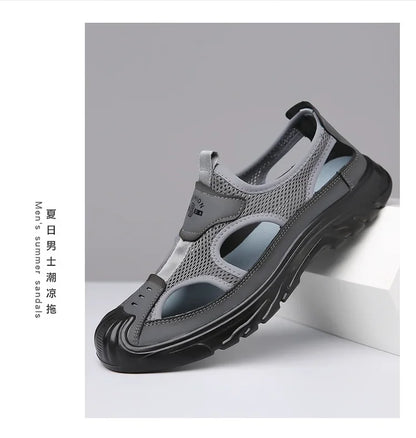 2024 Sandals Breathable Men Shoes Mesh Outdoor Men Hollow Sandals Antiskid Beach Sandals Flats Footwear Zapatillas Hombre