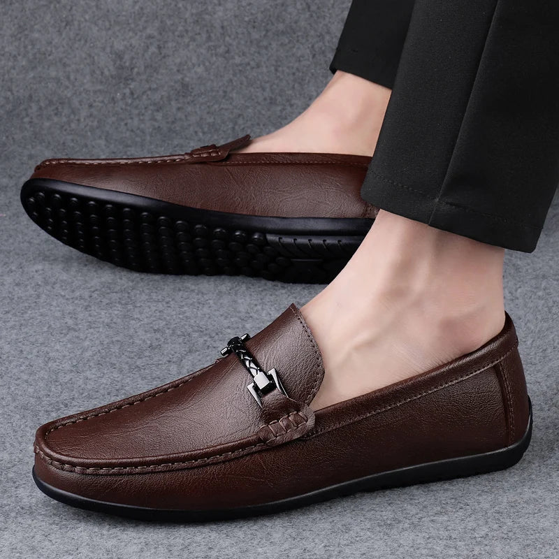 Genuine Leather Loafers Men Design Moccasin Fashion Slip On Soft Flat Casual Men Shoes Adult Male Footwear Handmade Boat Shoes with Fur Inside