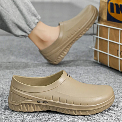 High Quality New Oil-proof Chef Shoes Men's Anti-slip Casual Sandals Mens Slip-on EVA Waterproof Shoes for Men Outdoor Work Shoe