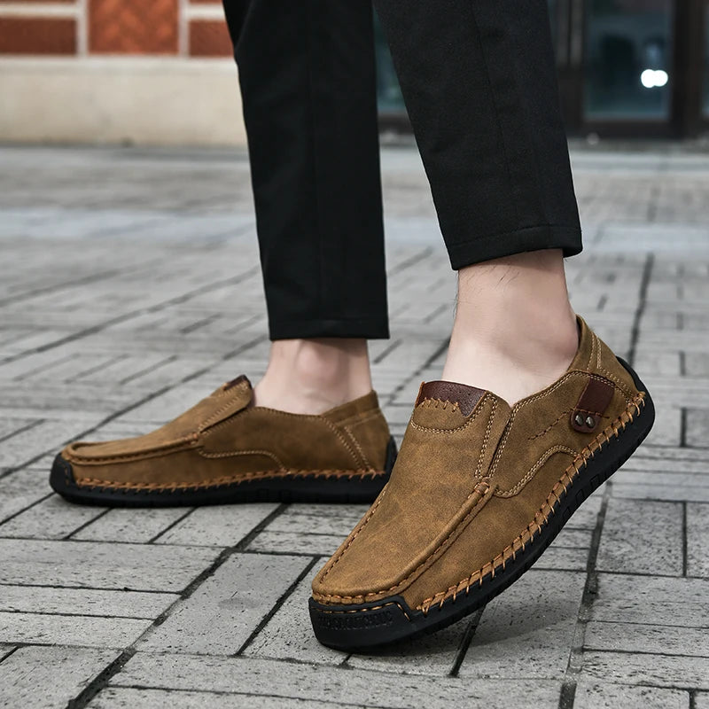 New Handmade Leather Men Shoes Casual Comfortable Men Slip On Leather Loafers Men Flats Hot Sale Moccasins Tooling Shoes Man