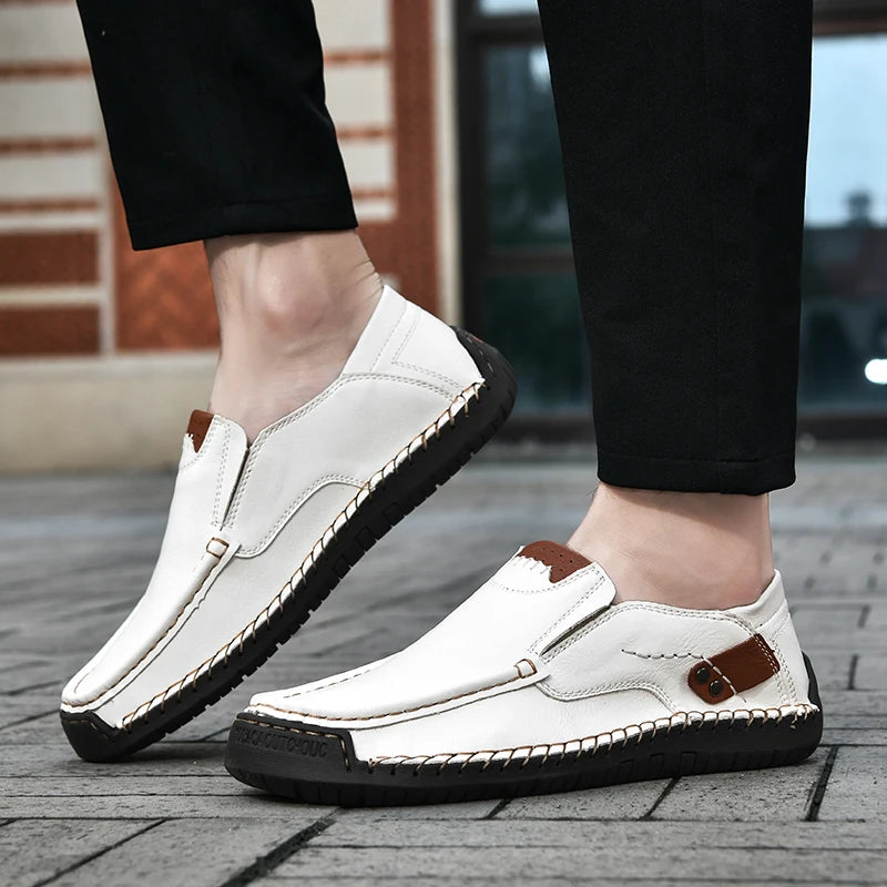 New Handmade Leather Men Shoes Casual Comfortable Men Slip On Leather Loafers Men Flats Hot Sale Moccasins Tooling Shoes Man