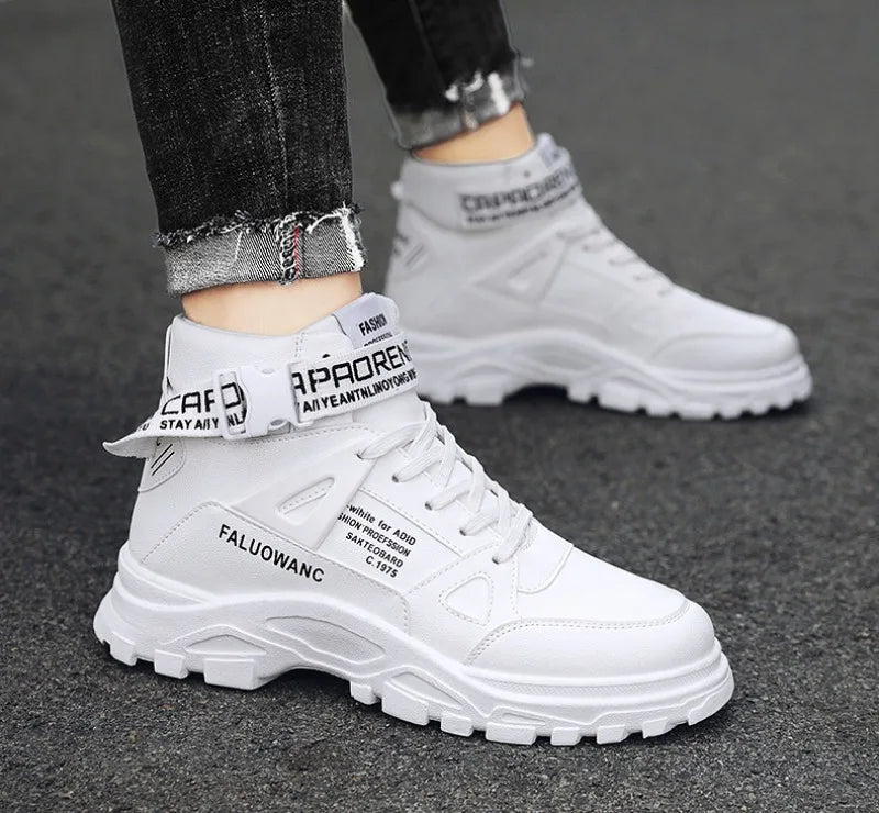 Trendy Men Ankle Boots Fashion Comfort Platform Motorcycle Boots Chelsea Street Casual Shoes Sneakers Britain Leather Boot Botas