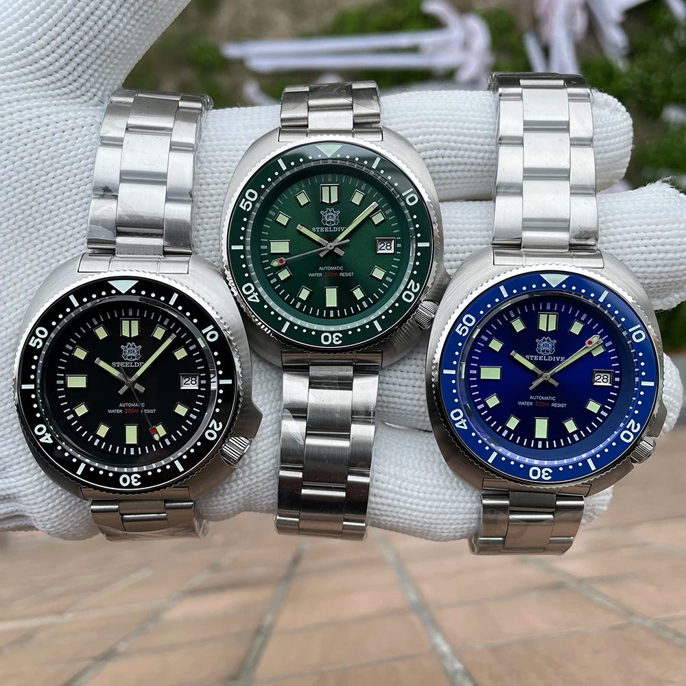 Steeldive SD1970 White Date Background 200M Wateproof AR Coating Sapphire Glass NH35 6105 Turtle Automatic Dive Diver Watch