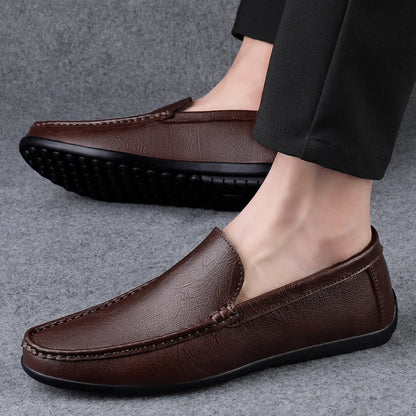 Genuine Leather Loafers Men Design Moccasin Fashion Slip On Soft Flat Casual Men Shoes Adult Male Footwear Handmade Boat Shoes with Fur Inside