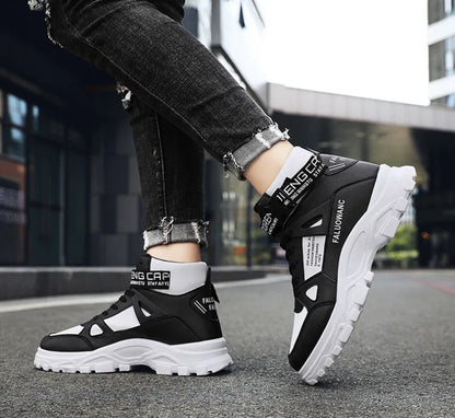 Trendy Men Ankle Boots Fashion Comfort Platform Motorcycle Boots Chelsea Street Casual Shoes Sneakers Britain Leather Boot Botas