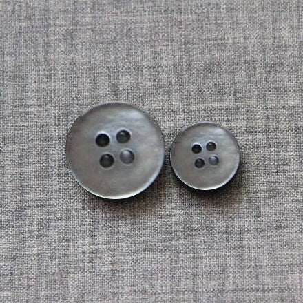 Mother of Pearl Button  - MOTBUT0014